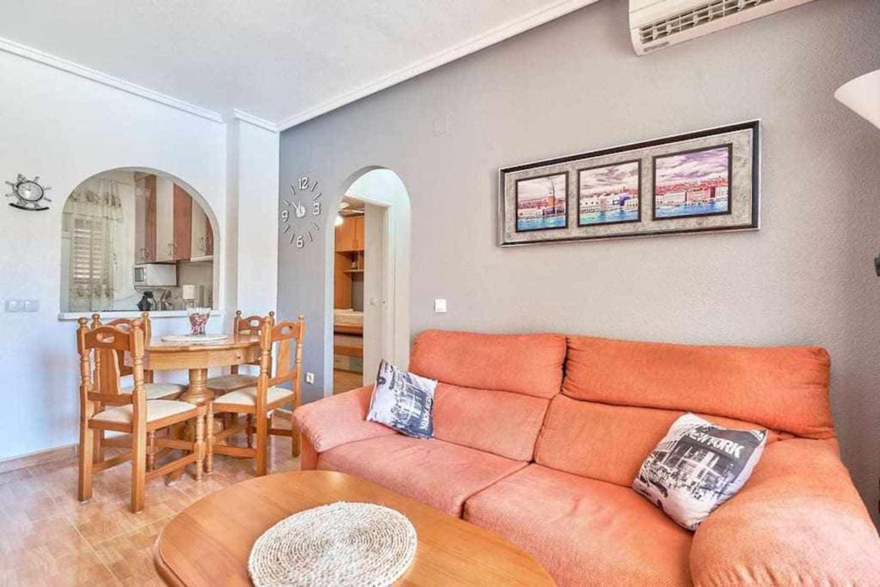Espanhouse Valencia With Pool View In Torrevieja